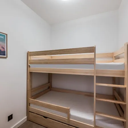 Appartement Proche Pistes Avec Jardin, Parking, Casier A - 5 Min A Pied Du Centre De - Fr-1-569-138