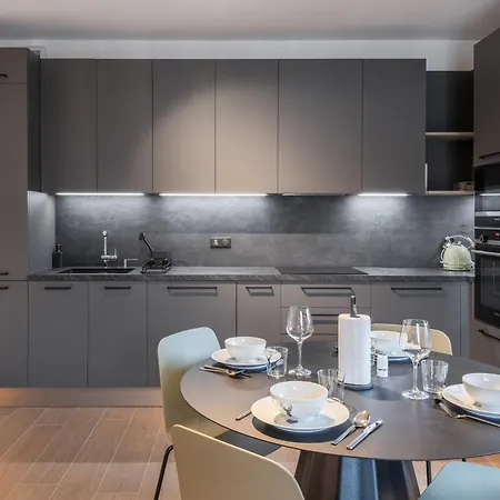 Proche Pistes Avec Jardin, Parking, Casier A - 5 Min A Pied Du Centre De - Fr-1-569-138 Appartement